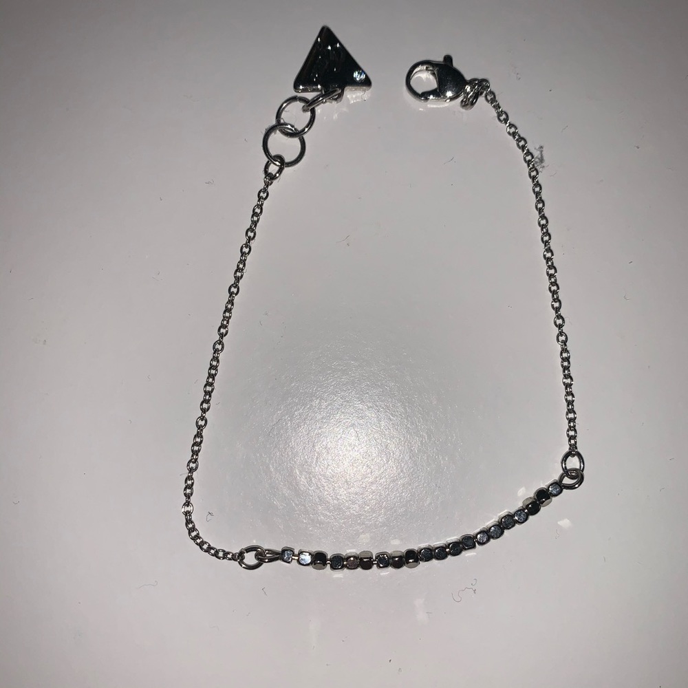guess bracelet